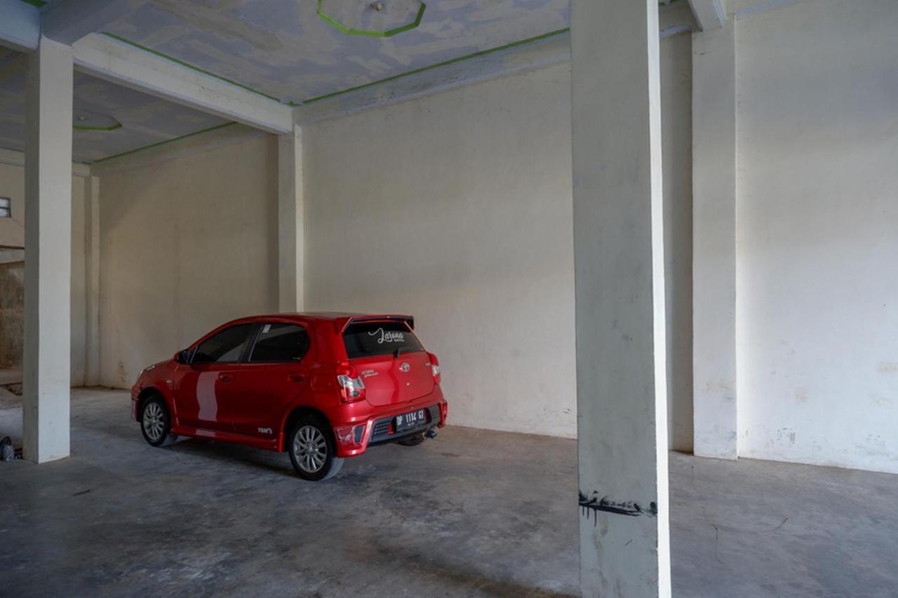 Отель Reddoorz Syariah At Jalan Jenderal Sudirman Palopo Экстерьер фото