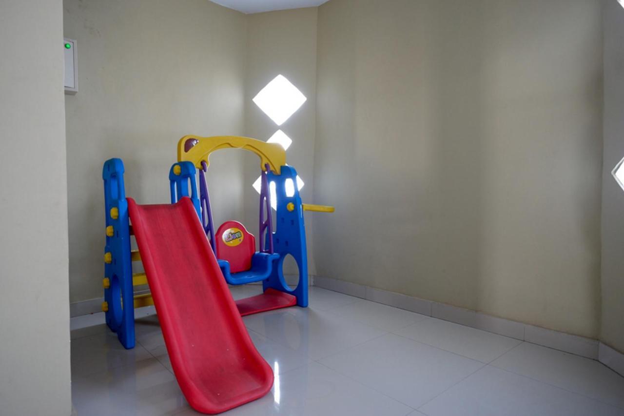 Отель Reddoorz Syariah At Jalan Jenderal Sudirman Palopo Экстерьер фото